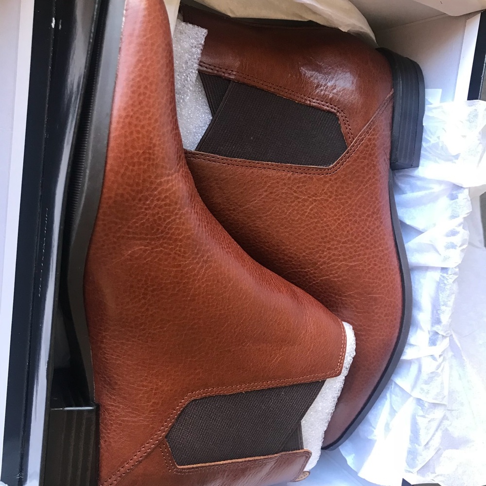 Brand new Nine West boots size 8